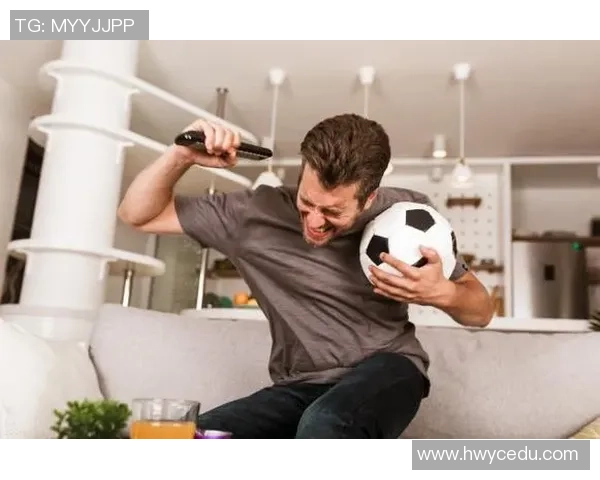 沙发足球明星究竟是谁揭秘他们的成就与魅力所在